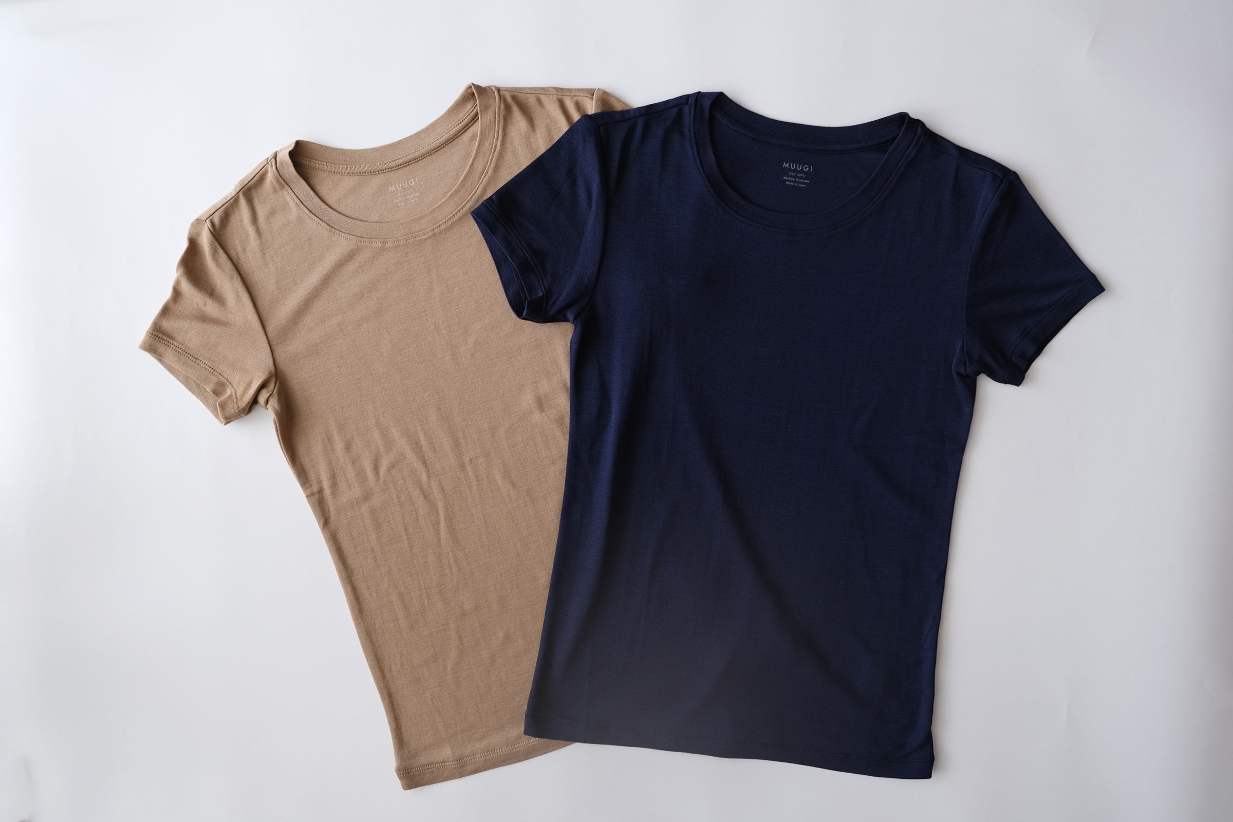 シルク100%半袖カットソーに、新色登場!