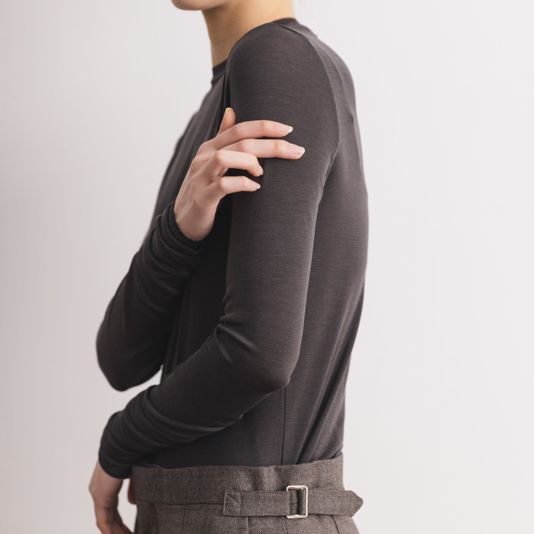 シルク100%クルーネックロングスリーブ, チャコール