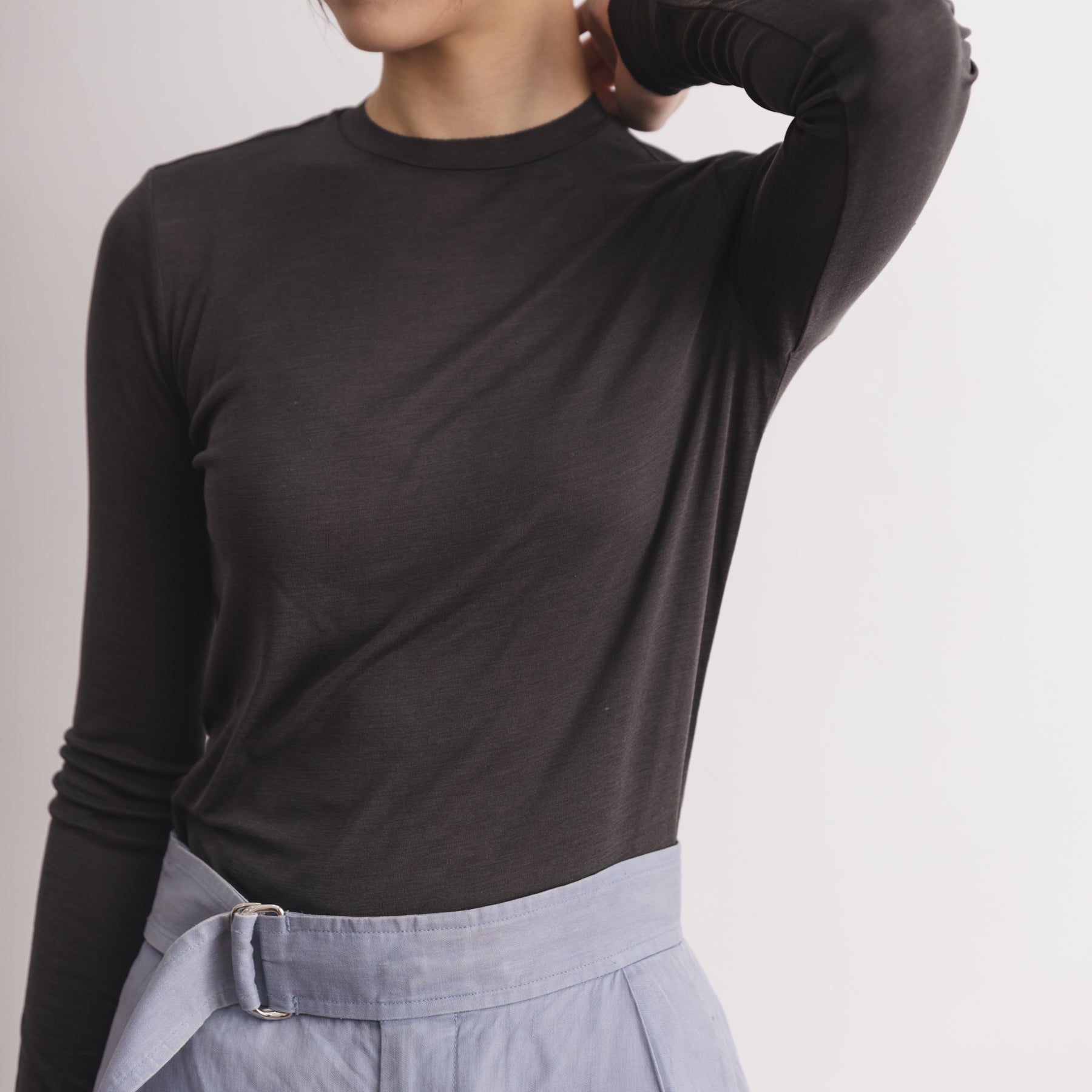 シルク100%クルーネックロングスリーブ, チャコール