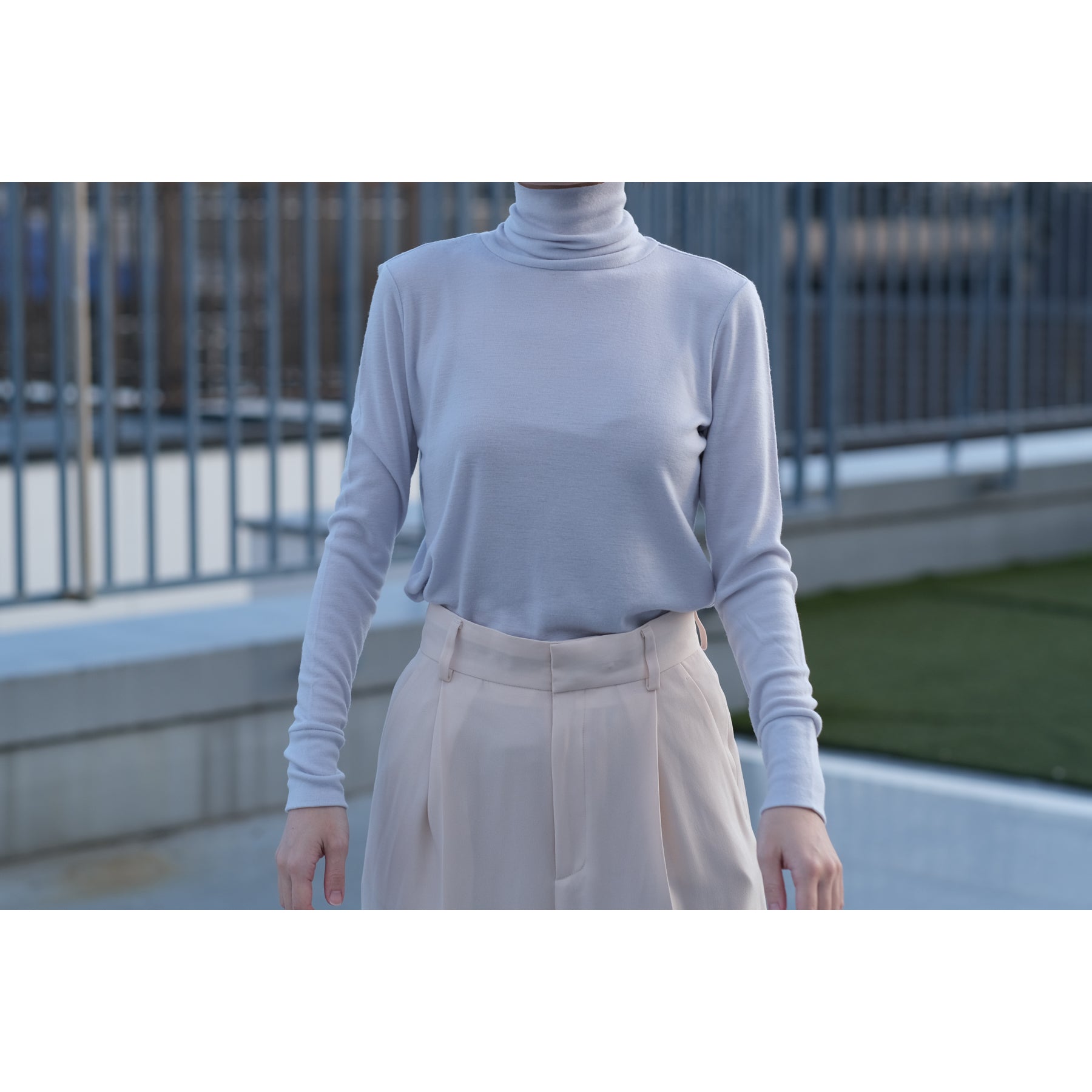 100% Merino Wool Circular Rib Turtleneck Pullover in Light Blue