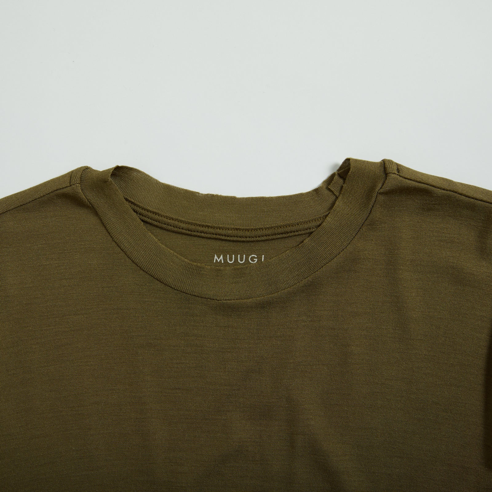 シルク100%クルーネックロングスリーブ, オリーブ(上部)