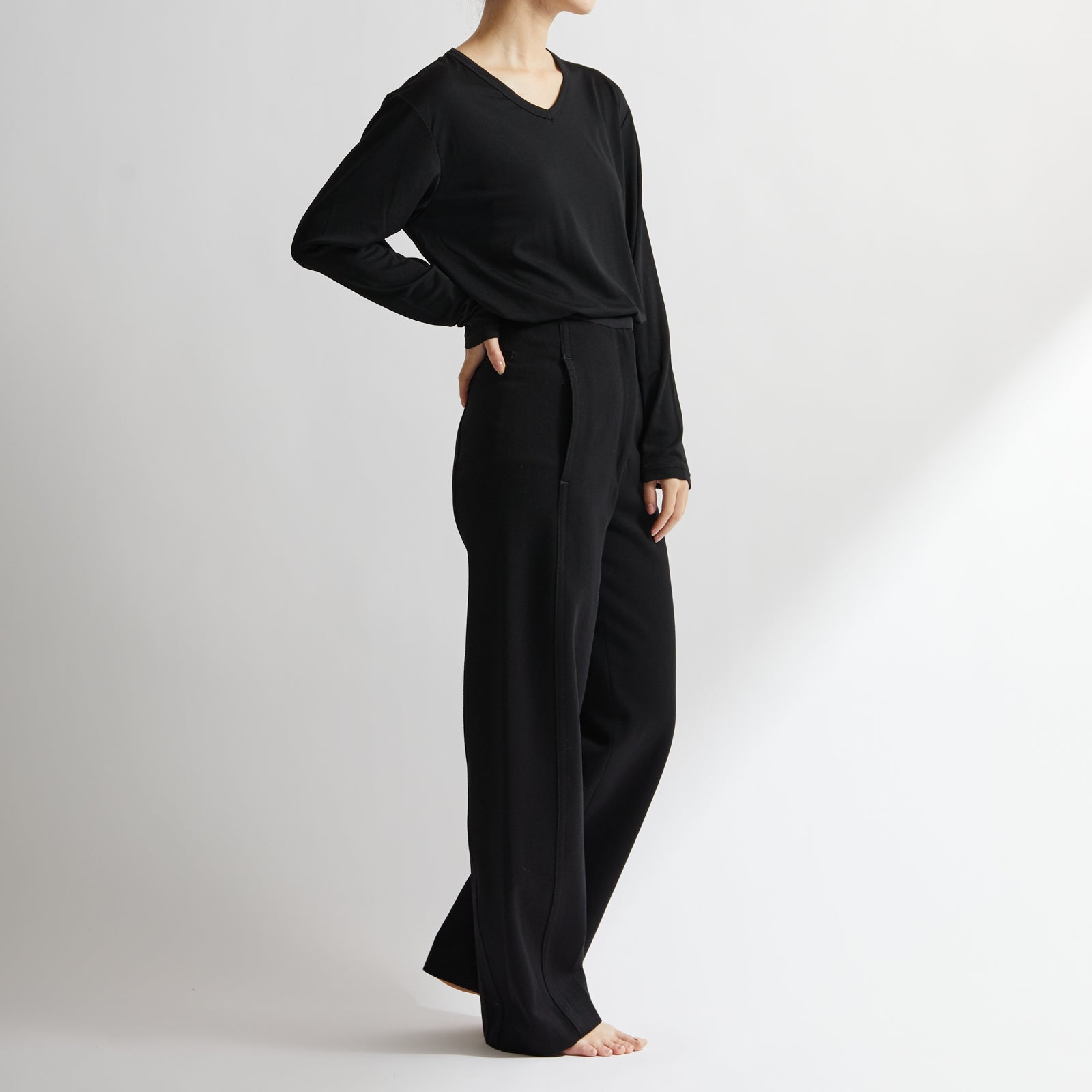 MEN'S メリノウール100%天竺 Vネック長袖Tシャツ, ブラック