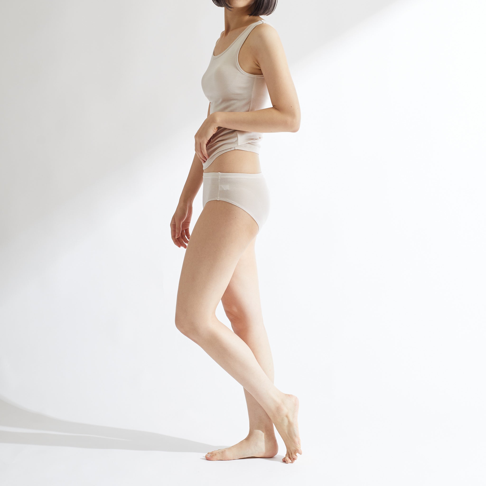 100% Silk Mid-Rise Panties Without Leg Band in White