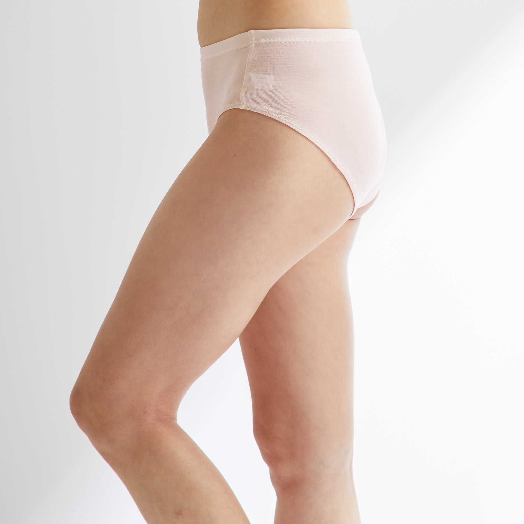 100% Silk Mid-Rise Panties Without Leg Band in Ecru