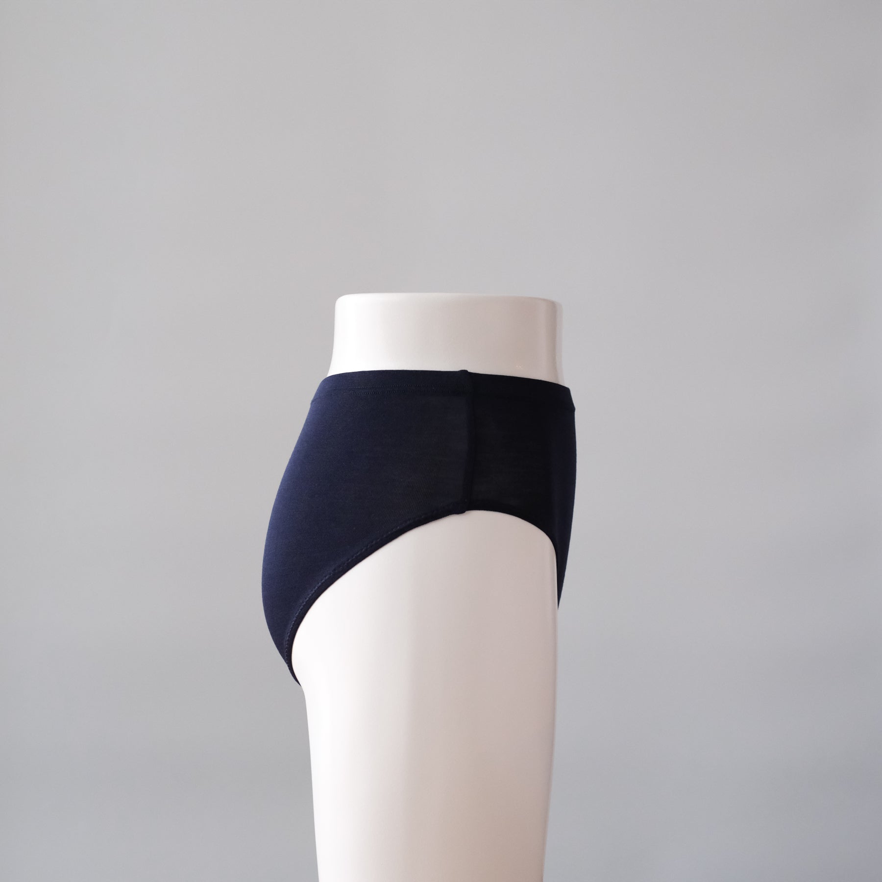 100% Silk Mid-Rise Panties Without Leg Band in Navy
