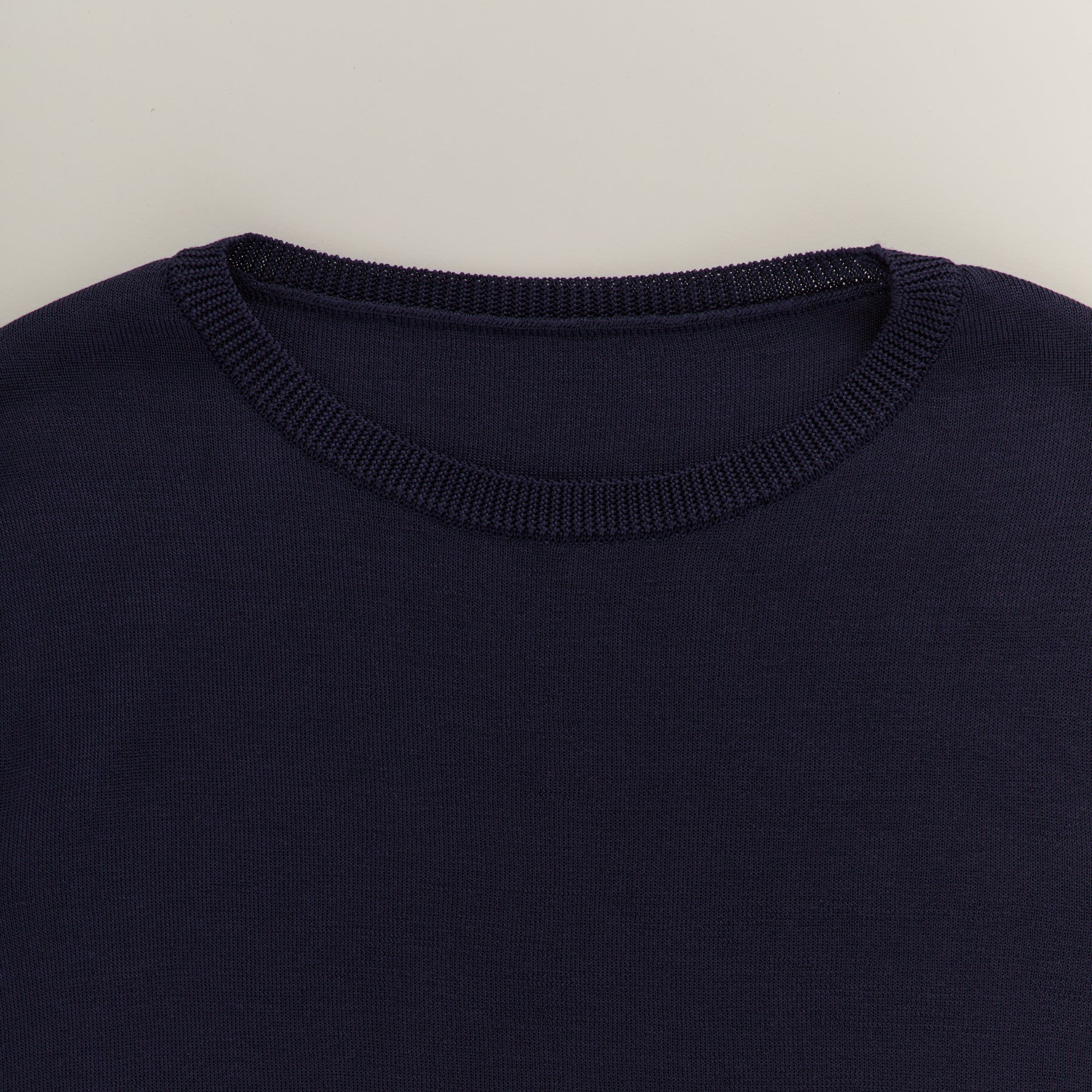 18G Full-Needles Silk Knit Crew Neck Pullover in Navy